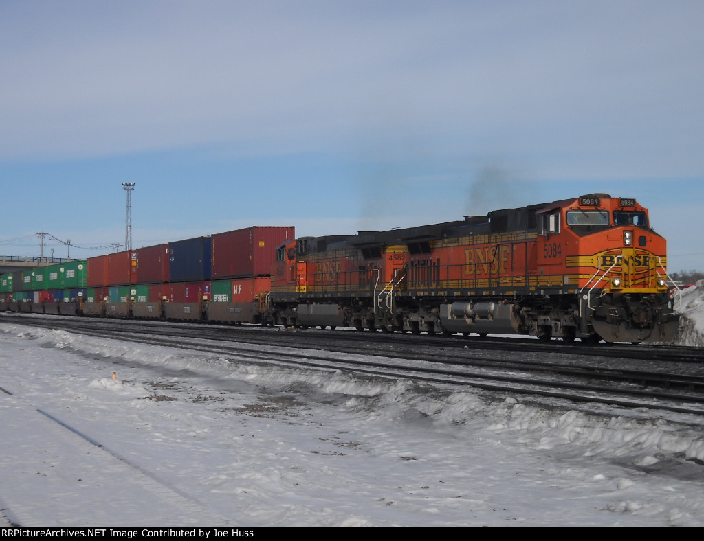 BNSF 5084 East